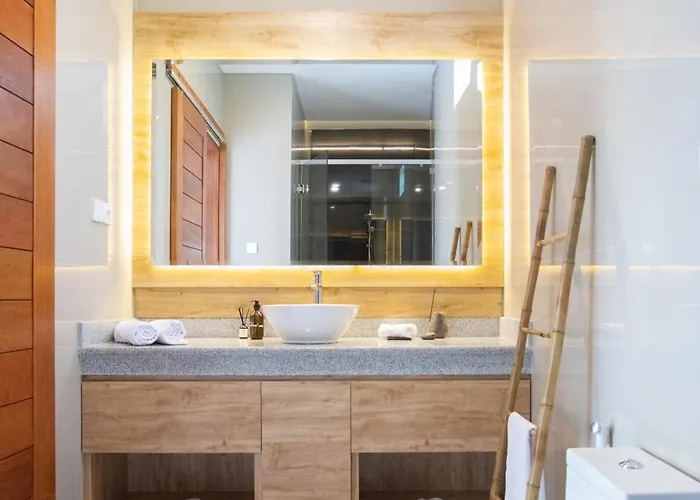 Sundaze - Cozy In Canggu With Private Pool Villa