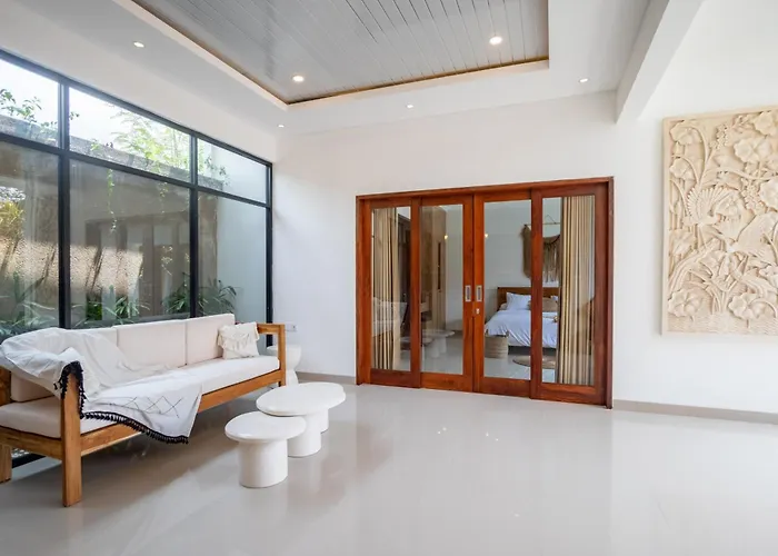 Villa Sundaze - Cozy In Canggu With Private Pool