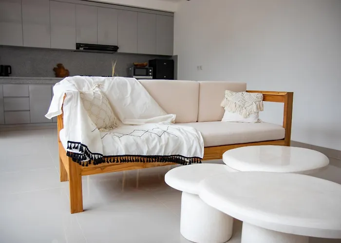 Villa Sundaze - Cozy In Canggu With Private Pool